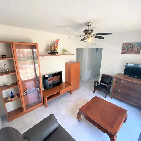 Beautiful Close To The Beach In * Roses